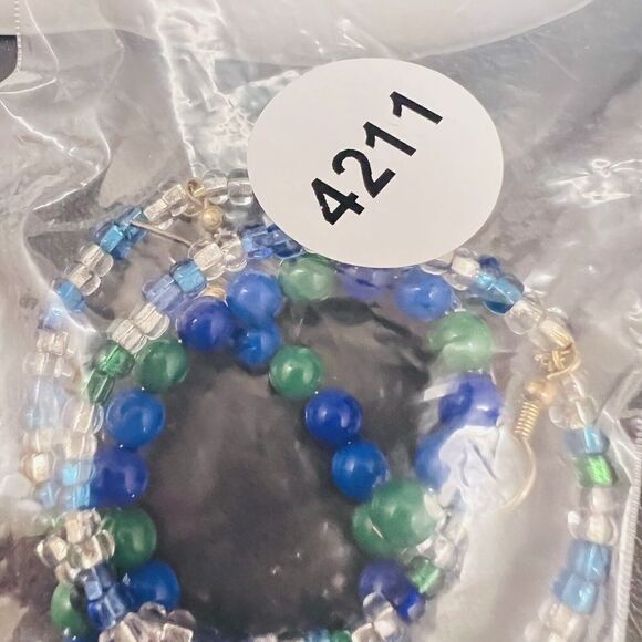 Earrings Lot 2 Pair Beaded Hoop Pierced Blue Green Beads Dangle Drop 4211 - Picture 7 of 7